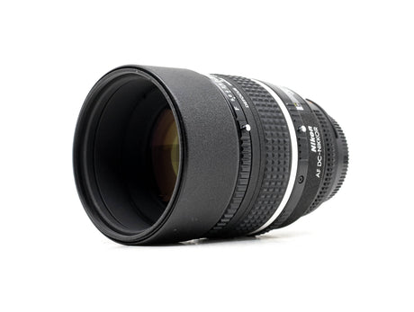Nikon AF DC Nikkor 105 mm f/2D