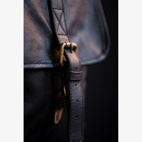 Roma Zwarte Waxed Canvas Cameratas