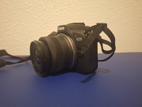 Canon EOS R50 RF-S 18-45mm F4.5-6.3 IS STM KIT