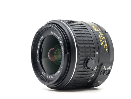 Nikon AF-S DX Nikkor 18-55 mm f/3,5-5,6G VR II