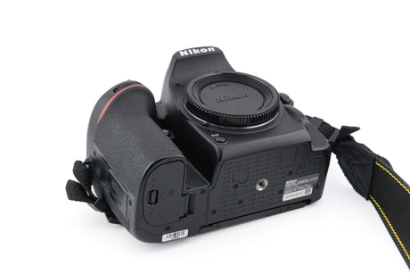 Nikon D7500 (Body) | Camera Market