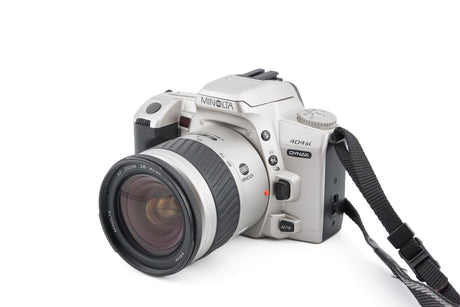 Minolta Dynax 404si + 28-80mm f3,5-5,6 AF Zoom