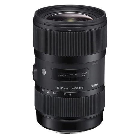 Sigma Nikon F 18-35mm f/1.8 Lenzen