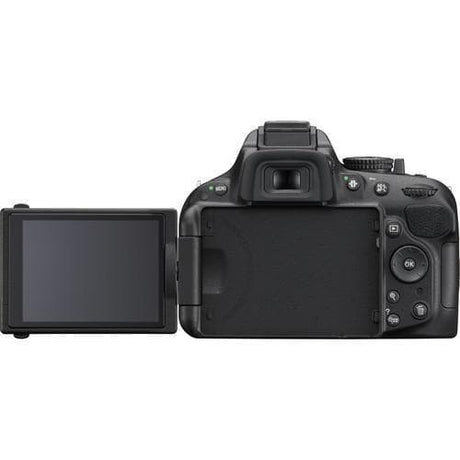 SLR D5200 - Zwart + Nikon AF-S DX Nikkor 18-55mm f/3.5-5.6G ED II + AF-S DX VR 55-200mm f/4-5.6G IF ED f/3.5-5.6 + f/4-5.6