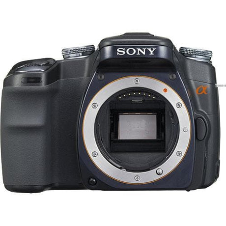 Alpha DSLR-A100 Reflex - Noir + Sony DT 18-200mm f/3.5-6.3