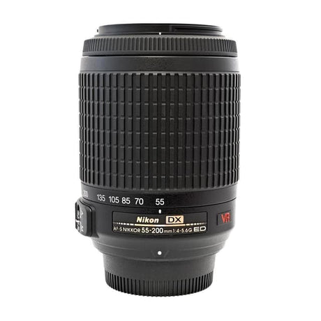 Réflex D3300 - Noir + Nikon AF-S DX Nikkor 55-200mm f/4-5.6G ED