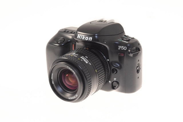 Nikon F50 + 35-70mm f3.3-4.5 AF Nikkor de segunda mano en Camera Market