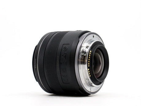 Canon RF 24mm f/1.8 Macro IS STM