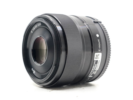 Sony E 35mm f/1,8 OSS