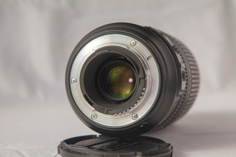 Nikon AF-S VR Zoom-Nikkor 70-300mm f/4.5-5.6G IF-ED