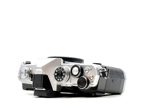 OM SYSTEM OM-3