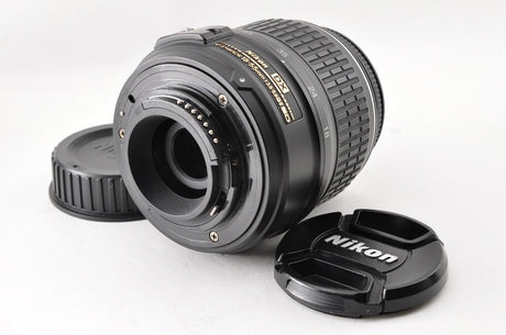 Nikon D3300 24,1 MP Reflex AF-S DX 18-55 mm f/3,5-5,6 G ED II
