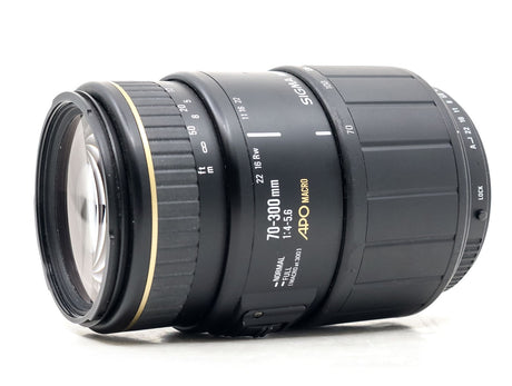 Sigma 70-300mm f/4-5.6 APO Macro  - Pentax Fit