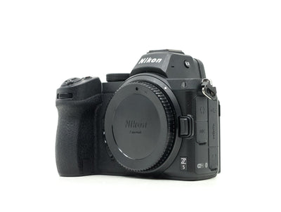 Nikon Z5 | Spiegelreflexkamera's & Systeemcamera's