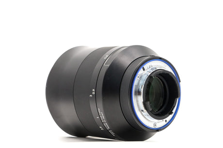 ZEISS Milvus 135mm f/2 ZF.2 - Nikon Fit