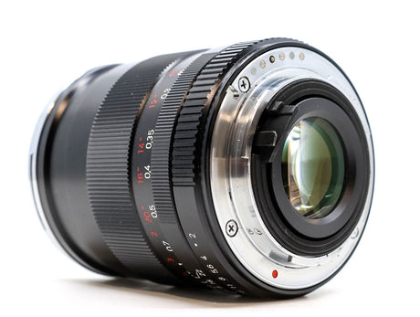 ZEISS ZK 35mm f/2 Distagon T* - Pentax Fit