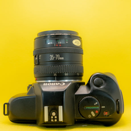 Canon EOS 850 + 35-70 F3.5 - 5.6 - Vintage 35mm SLR Spiegelreflexcamera
