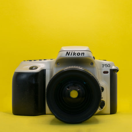 Nikon F50 - Appareil Photo Argentique 35mm SLR Classique