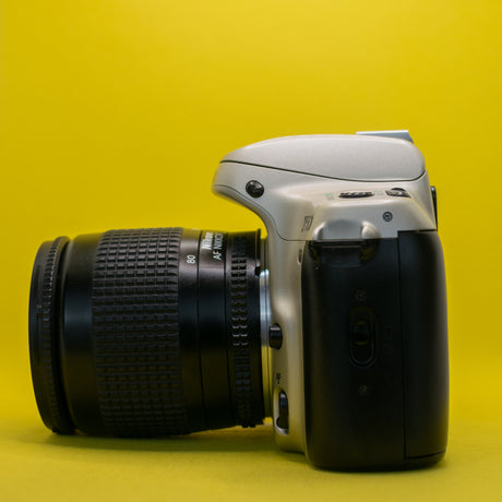 Nikon F50 - Appareil Photo Argentique 35mm SLR Classique