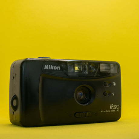 Nikon AF220 - Appareil Photo Compact 35mm