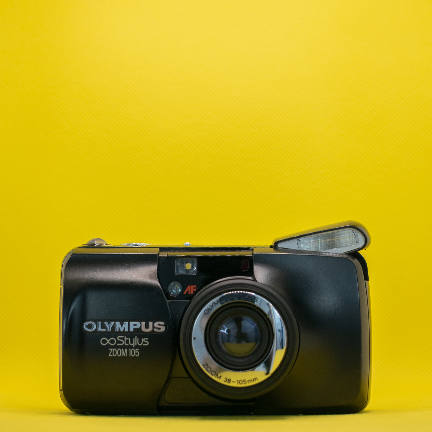 Olympus MJU Zoom 115-35mm Compact Filmcamera · hoofdafbeelding