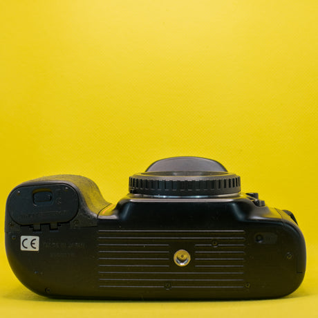 Nikon F50 (Boîtier) - Appareil Photo Argentique Reflex 35mm (SLR)