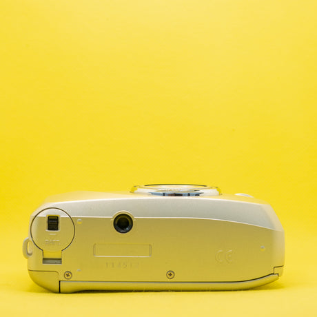 Yashica Zoomate 105SE (Version Premium Kyocera)