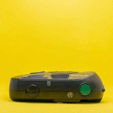 FujiFilm Clearshot - Appareil Photo Argentique 35mm Compact à Mise au Point Fixe