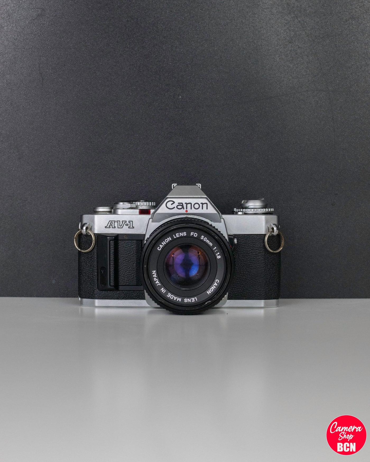 Canon AV-1 + 50mm FD 1,8 - Appareil Photo Analogique Vintage Reflex 35mm (SLR) · image principale